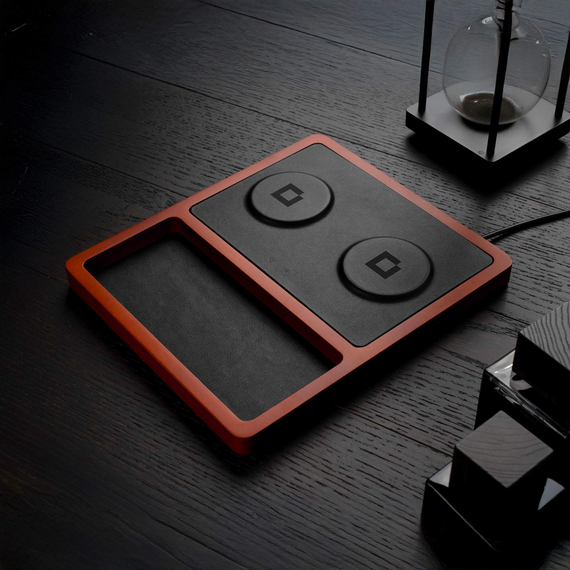 DUO TRAY Black - 2-in-1 MagSafe Oak Wireless Charger with USB-C and A Ports Support