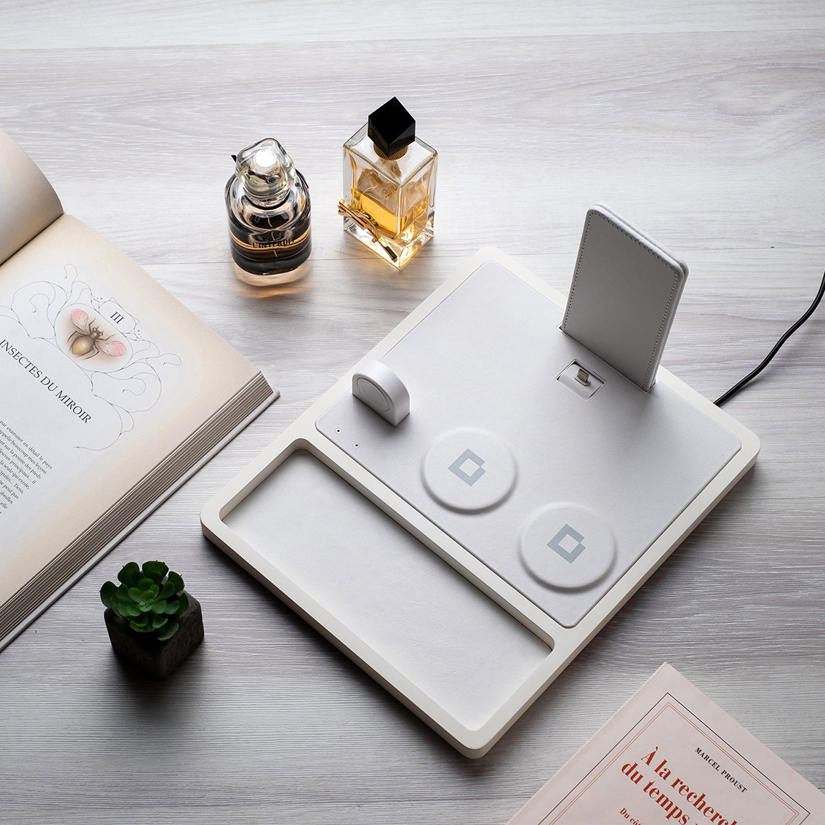 Quad Tray White MagSafe Wireless Charger -11
