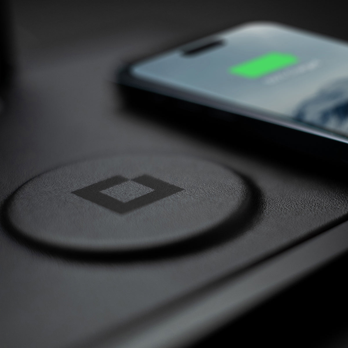 quad tray wireless charger - black -12