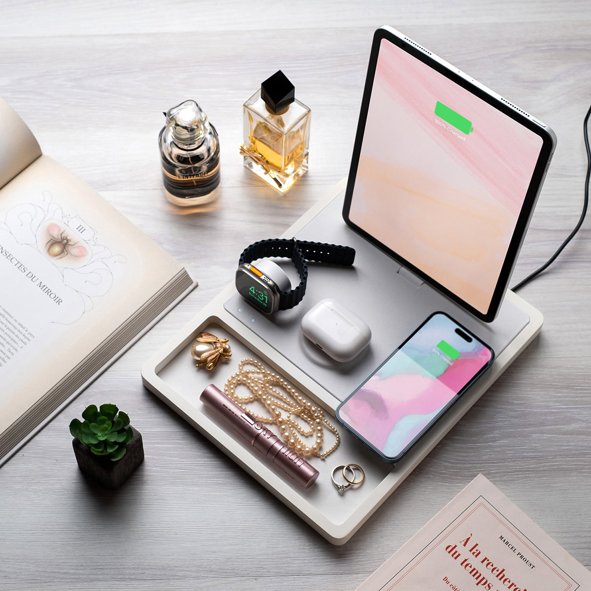 Quad Tray White MagSafe Wireless Charger -9