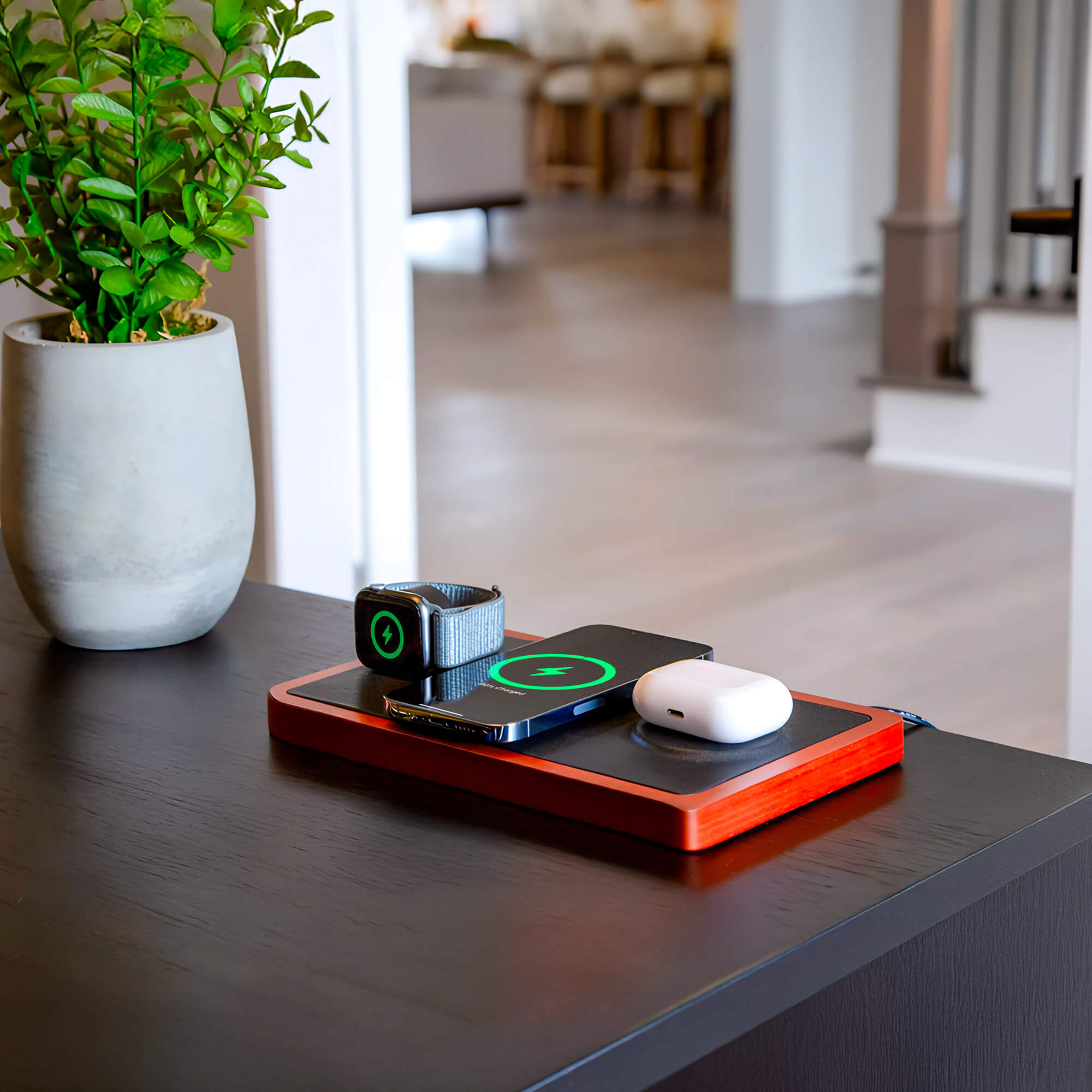 TRIO Black - 3-in-1 MagSafe Oak Wireless Charger with Apple Watch Charging