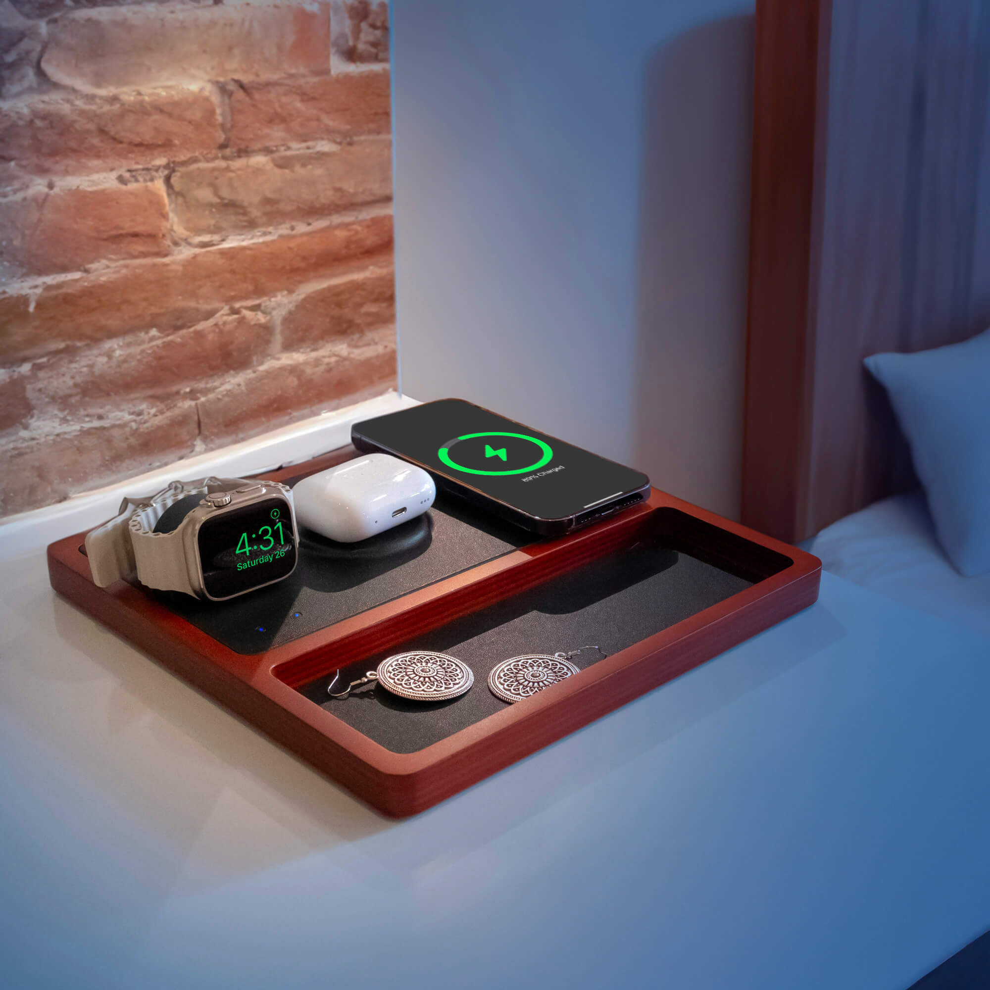 TRIO TRAY Black - 3-in-1 MagSafe Oak Wireless Charger with Apple Watch Charging