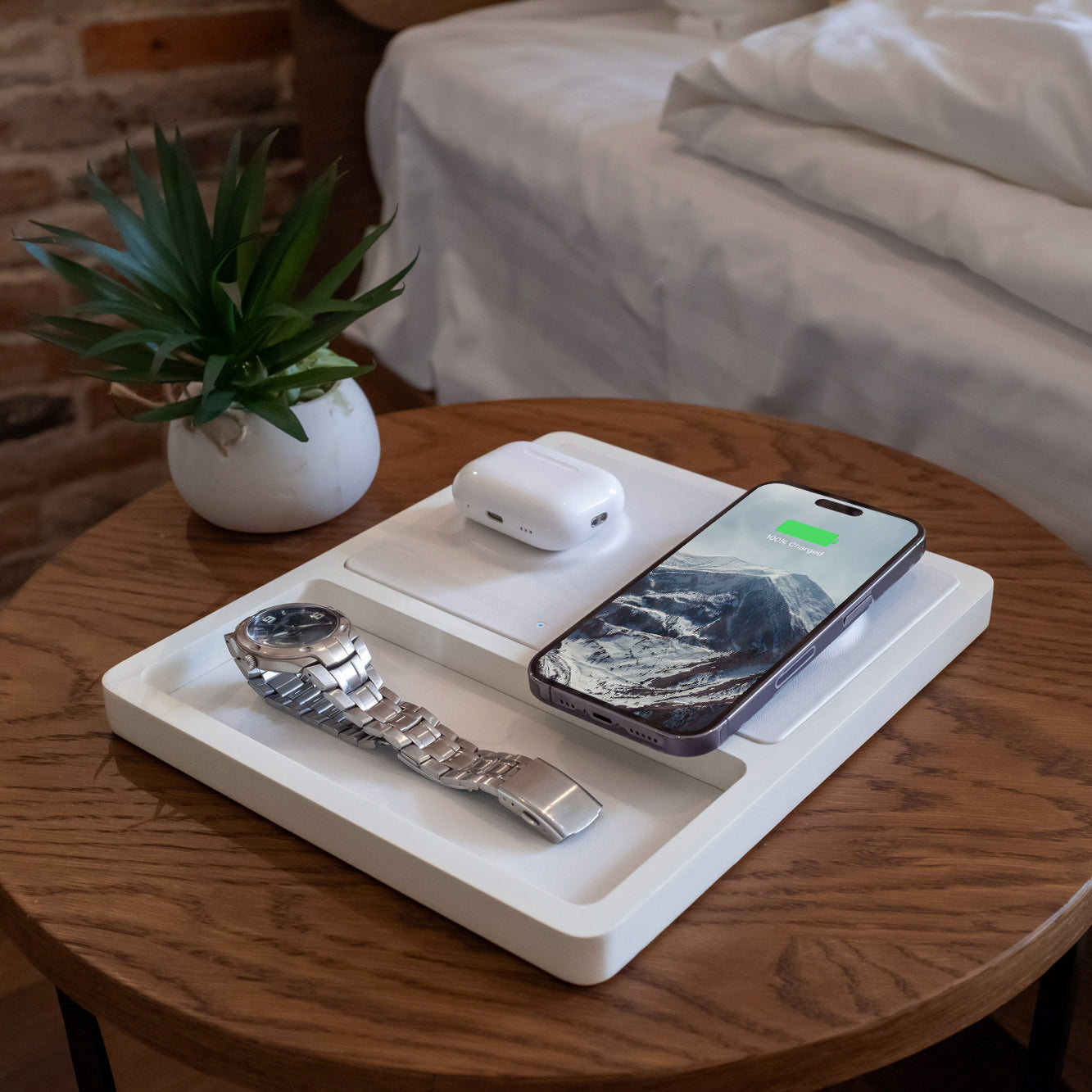 DUO TRAY White - 2-in-1 MagSafe Rustic White Wireless Charger with USB-C and A Ports Support