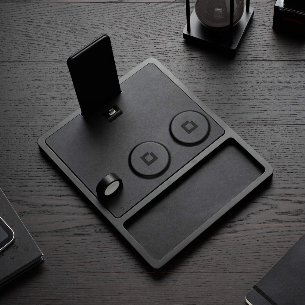 QUAD TRAY Black - 4-in-1 MagSafe Midnight Black Wireless Charger with iPad Stand Support