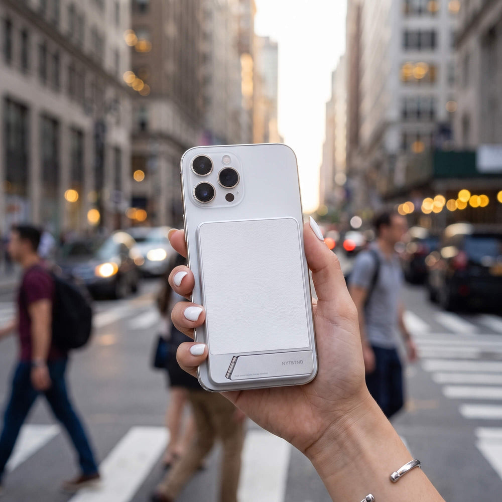 Magnetic Power Bank Qi2.2 - 25W Fast Charging, Semi-Solid - 10,000mAh - White