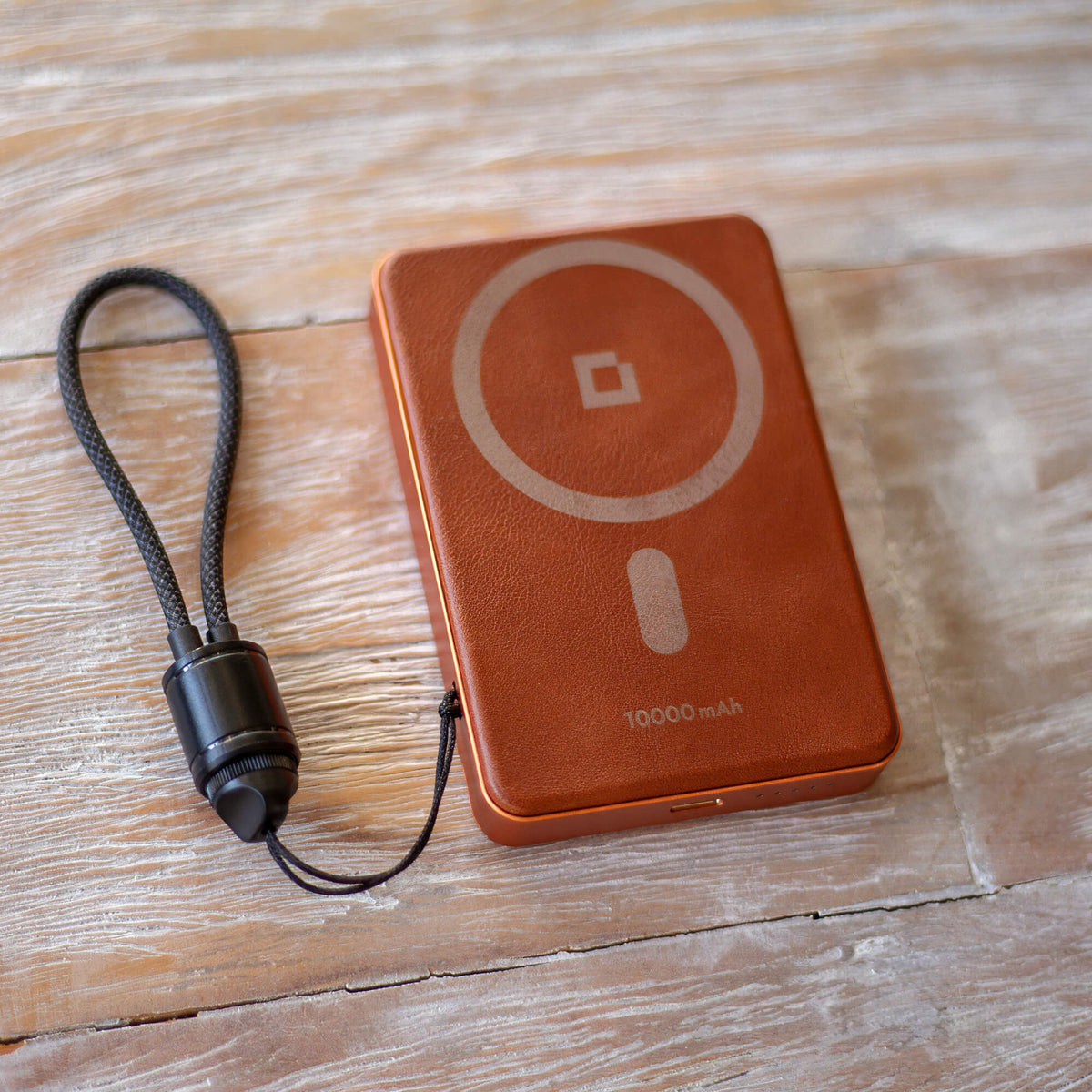 Magnetic Power Bank Qi2.2 - 25W Fast Charging, Semi-Solid - 10,000mAh - Saddle