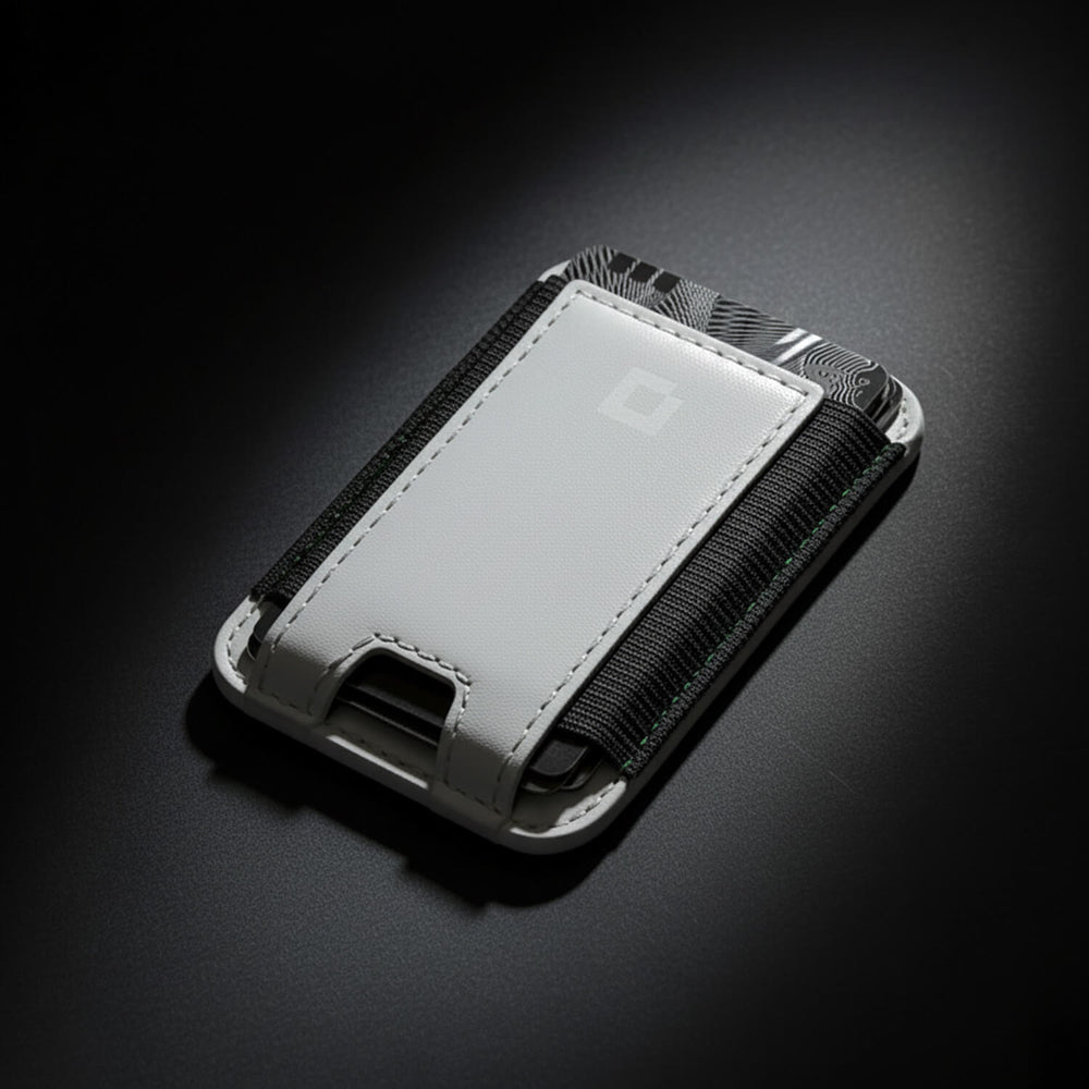 Leather Wallet MagSafe RFID Protection Magnetic Full-Grain White